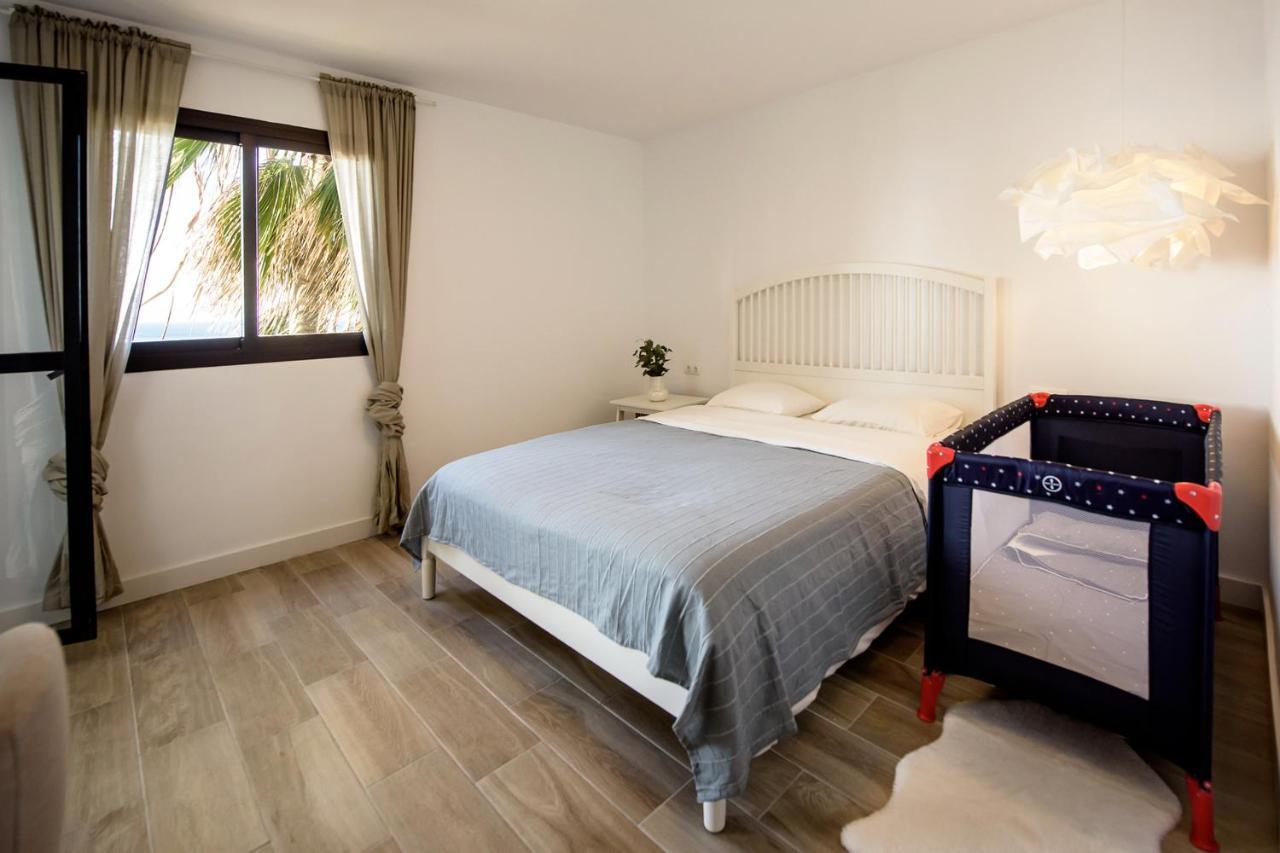 Fantastic Sea View Apartament Dona Lola Михас Экстерьер фото